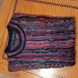 Tundra men's sweater. Size L, high quality & in great condition.100% cotton.